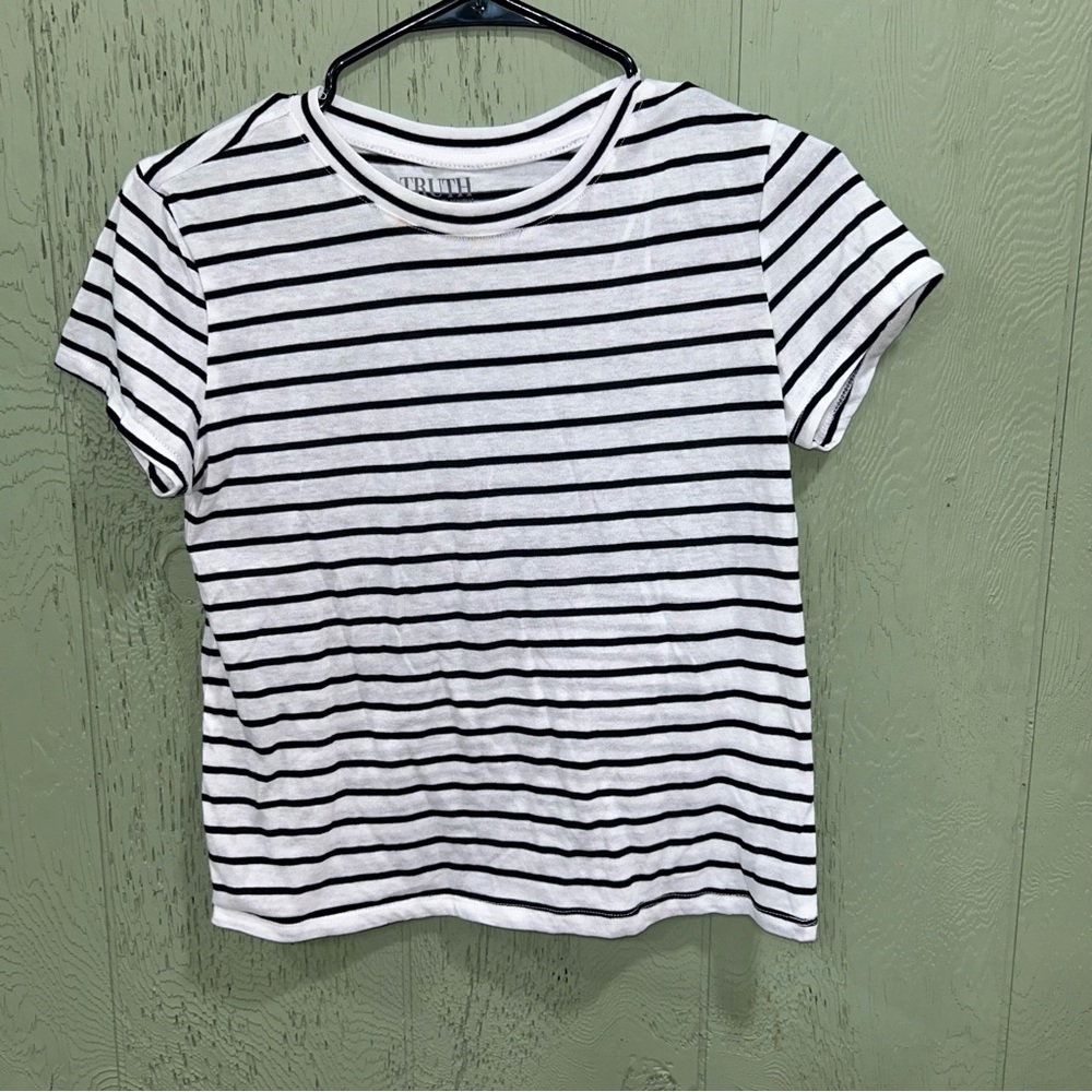 NWOT  TRUTH by REPUBLIC stripped tee size small